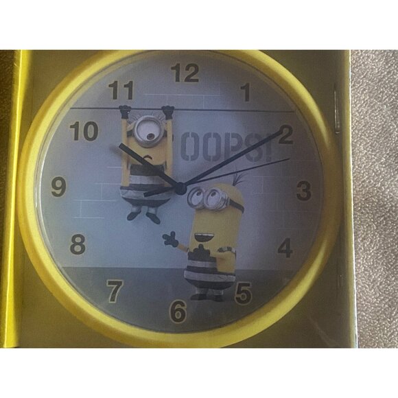 Illumination Presents THE MINIONS: Wall Clock Oops! New - Picture 4 of 5